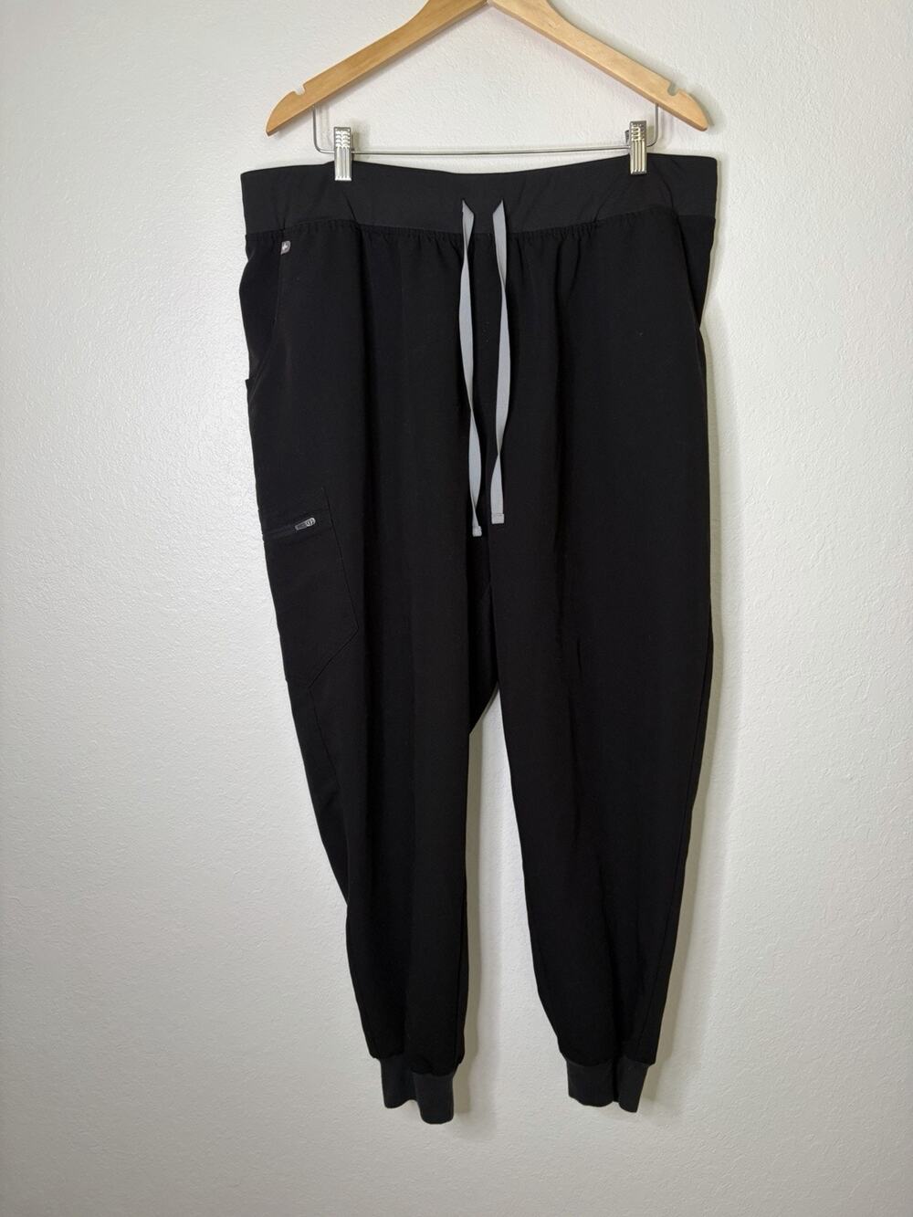 Figs Black Jogger Women's Size 4XL/T